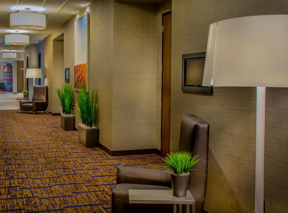 Courtyard By Marriott Winnipeg Airport Екстериор снимка