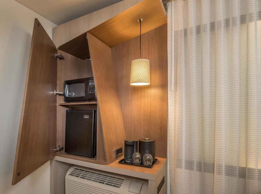 Courtyard By Marriott Winnipeg Airport Екстериор снимка