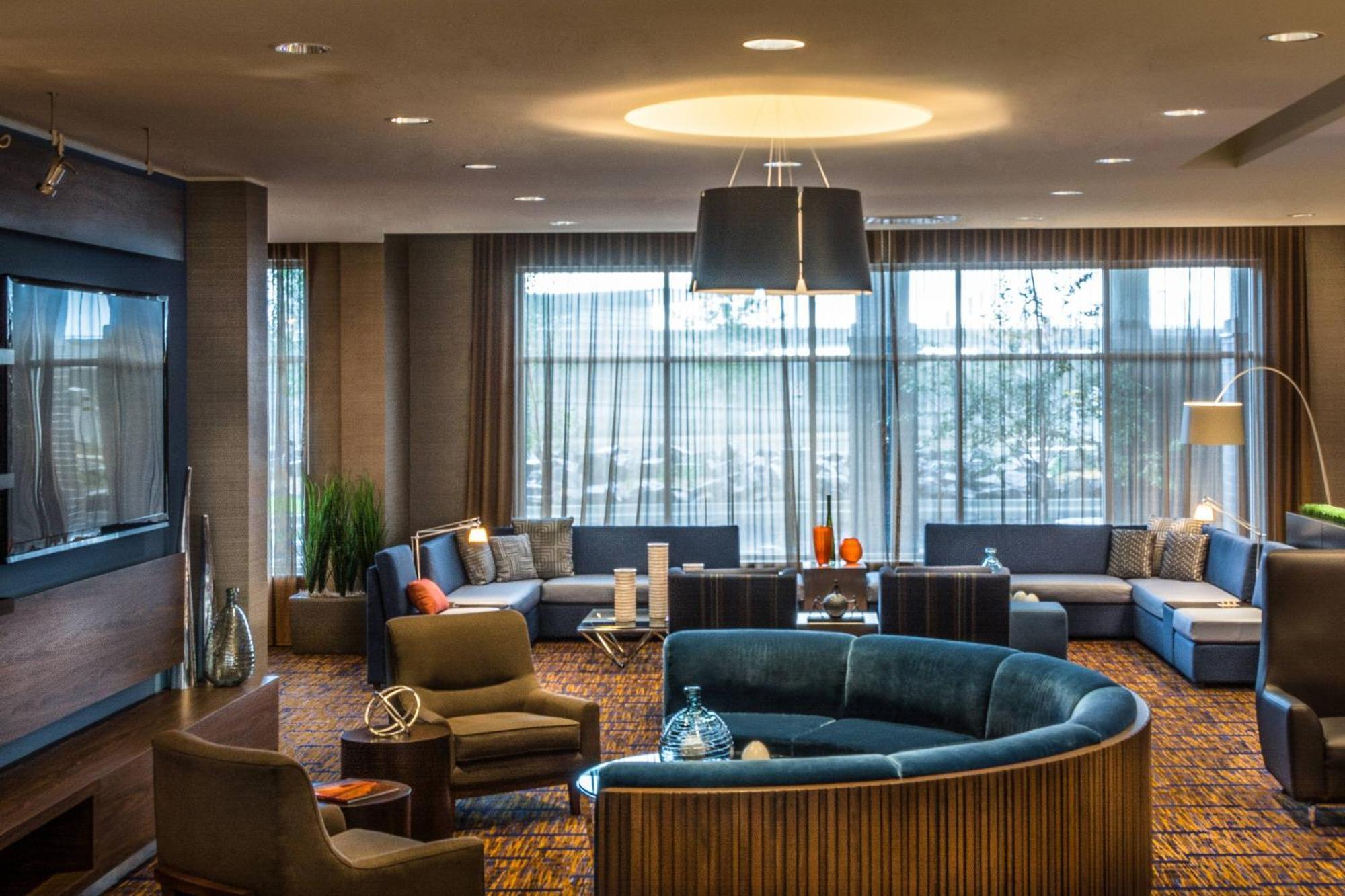 Courtyard By Marriott Winnipeg Airport Екстериор снимка