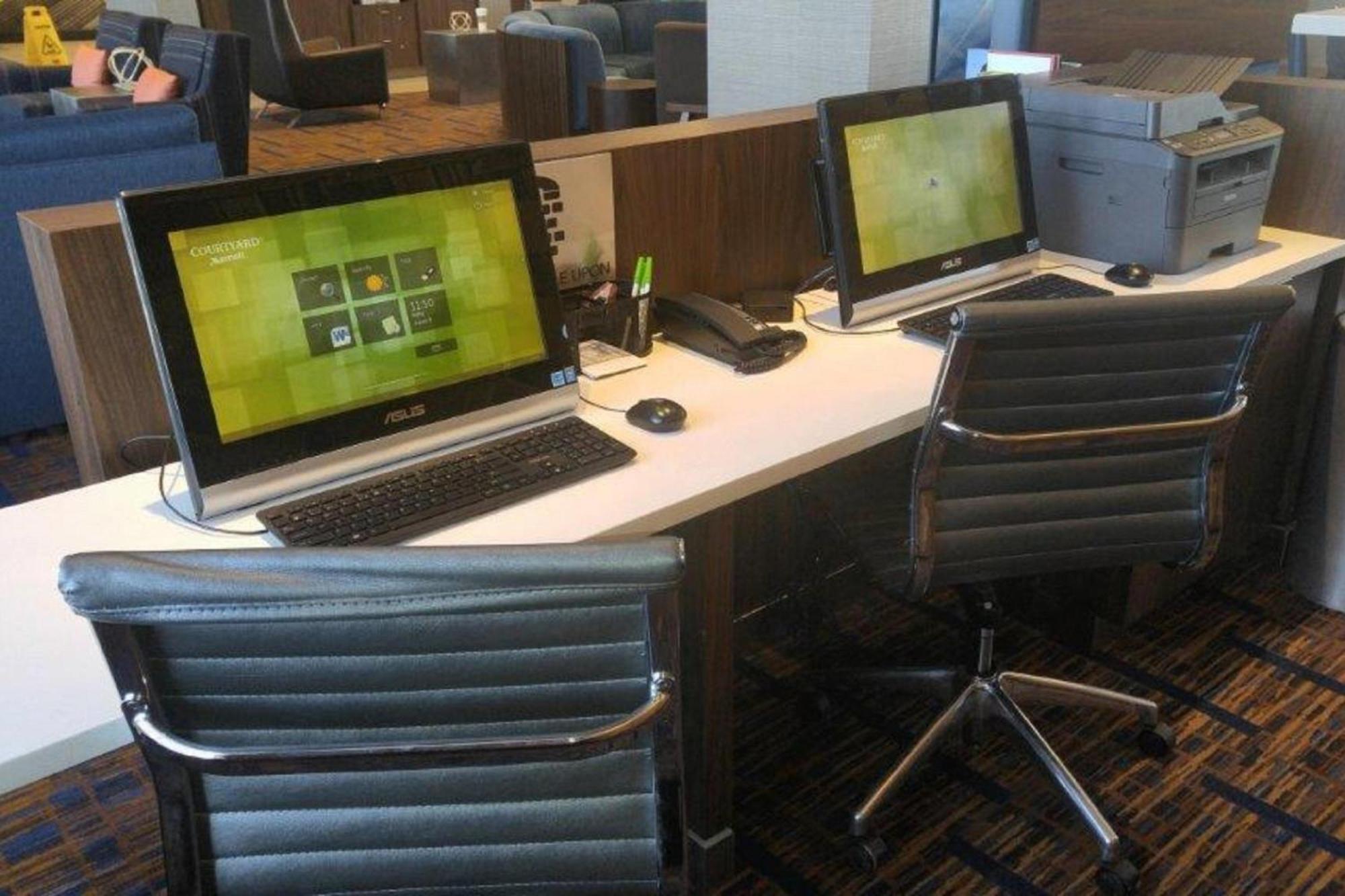 Courtyard By Marriott Winnipeg Airport Екстериор снимка